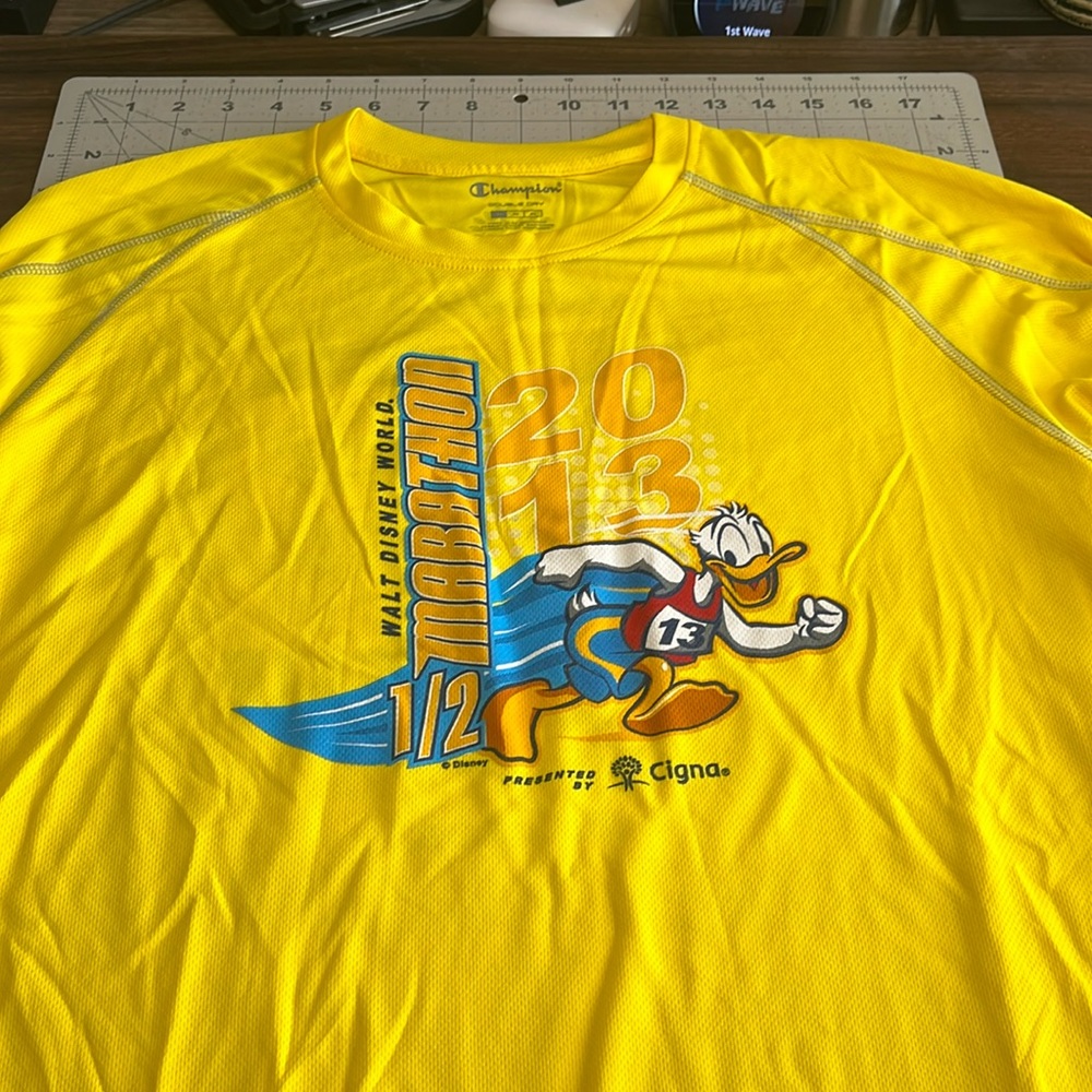 2013 DisneyWorld 1/2 Marathon long sleeve running shirt, Never Worn Men’s size M